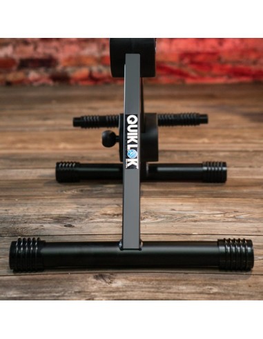 DX/749 Sgabello con Schienale e Poggiapiedi