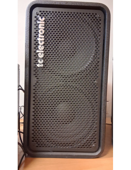 TC ELECTRONIC RS212 | Cassa per Basso 2x12"/1" 400W | Usato